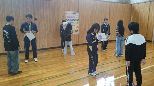 ポスターセッションの様子①