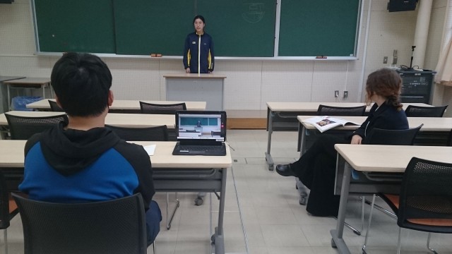 英語暗唱大会練習風景②