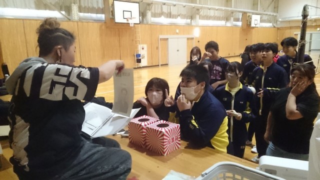 宝探しクイズ大会、がんばれ！