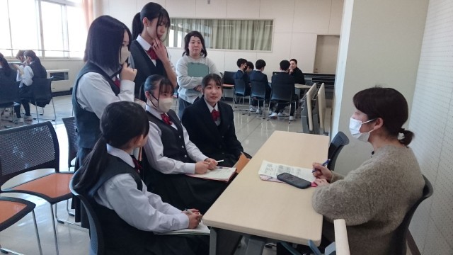 地域おこし協力隊の方のお話しを聞く