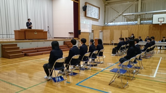 生徒会長による送辞