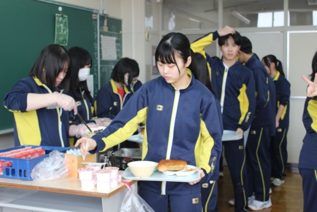 最後の配膳ですね